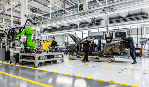 Lamborghini, Ferrari lần lượt đóng cửa nhà máy do dịch Covid-19