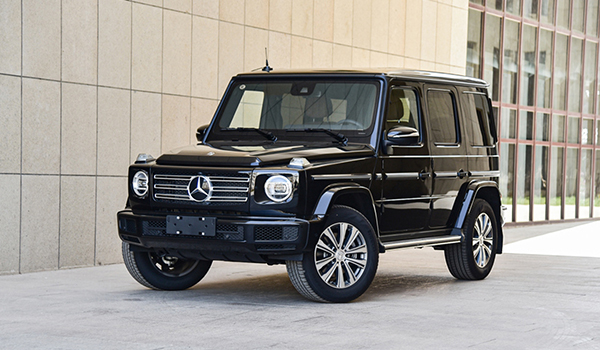 Mercedes G-class 'giá rẻ' ra mắt