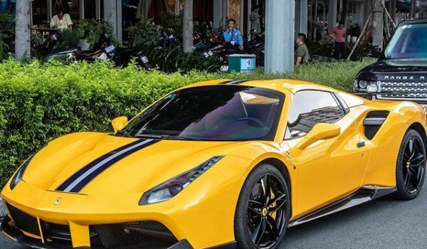 Ferrari triệu hồi 24 siêu xe tại Việt Nam để khắc phục lỗi túi khí Takata
